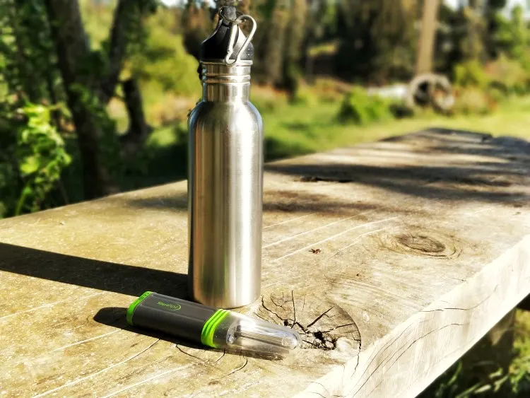 Water Bottles with Filters: 11 Best Filtered Water Bottles