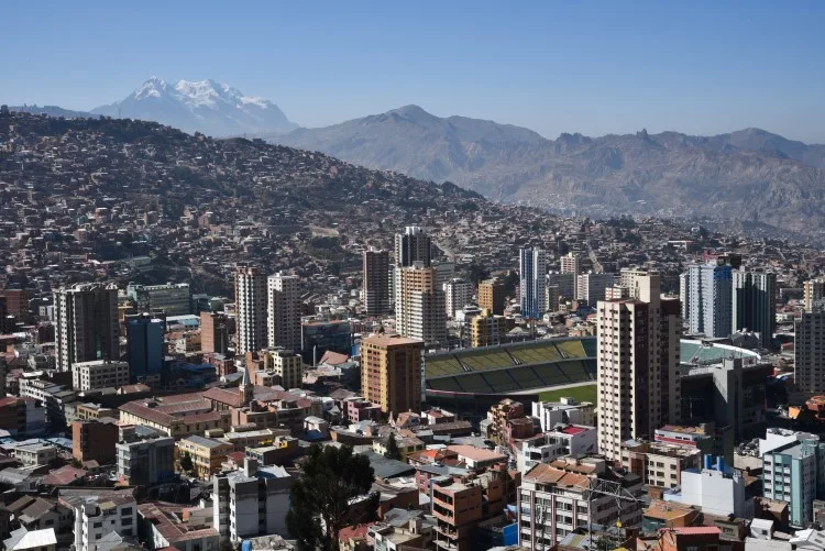 Huayna Potosí, a mountain ascent only for the most adventurous and an unmissable Bolivia attraction/.