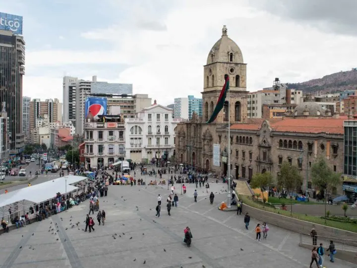 Plaza San Francisco, the tourist heart of La Paz and a unmissable tourist attraction in Bolivia