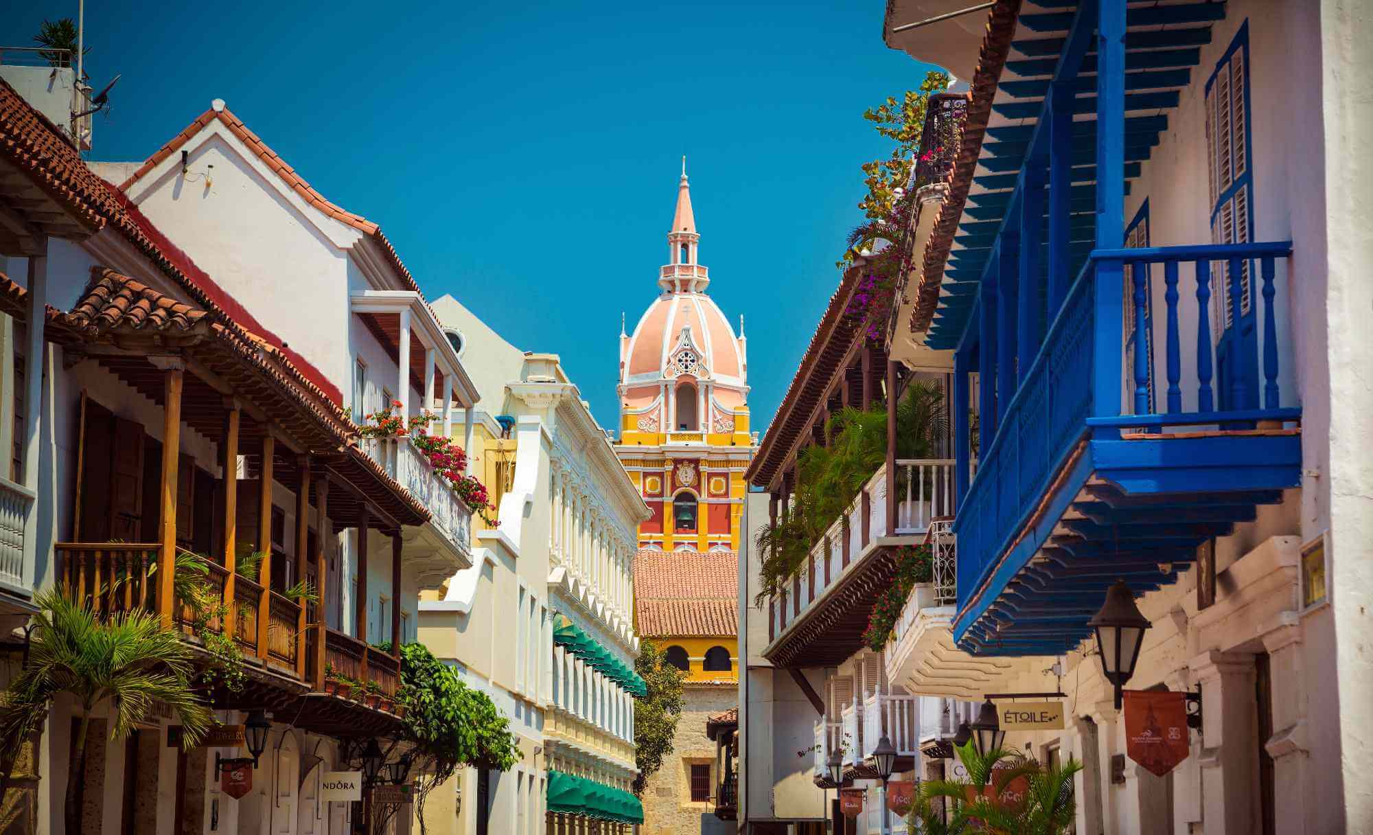 co BEAUTIFUL WOMEN OF CARTAGENA, COLOMBIA 