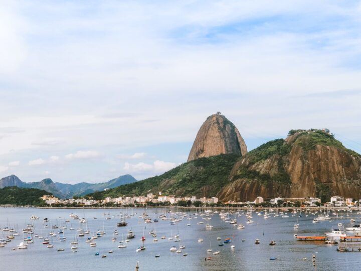Views of the water in Urca, Brazil