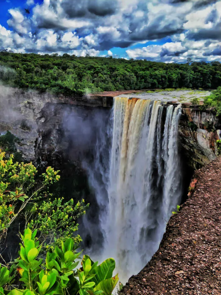 The magnificent single-drop waterfall of Kaieteur Falls in Guyana
