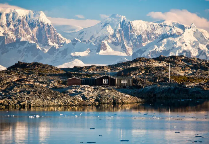 A house in the middle of the mountains in Antarctica.