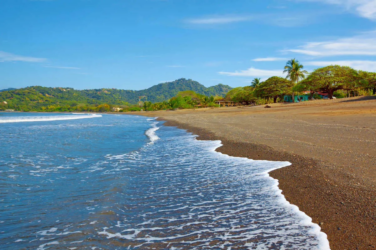 If you're looking to dodge the crowds, the best time to visit Guanacaste beaches in Costa Rica is during the shoulder season (May, June and November).