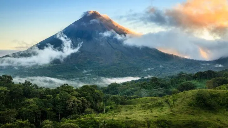 Costa Rica Unveiled: The 15 Best Places to Visit for First-Timers in 2024